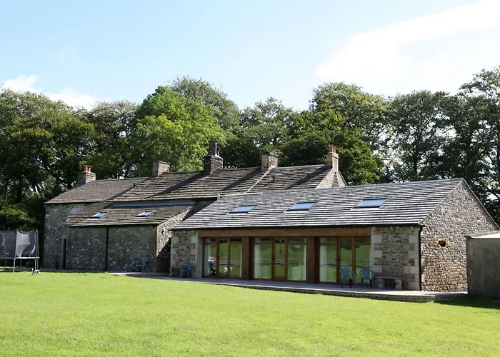 Green Grove Country House